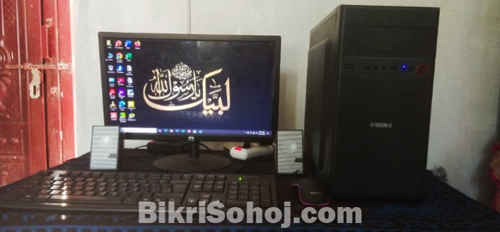 desktop computer